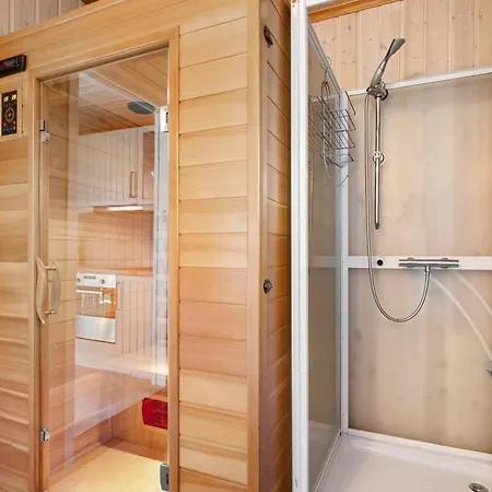 Peaceful With On Osteroy Bruvik